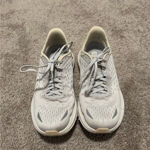 Hoka Kawana Nimbus Cloud / Ice Flower Size 8